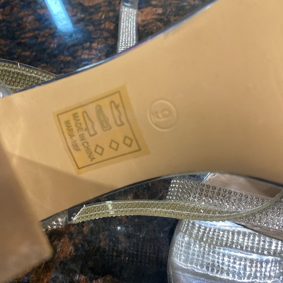 Fashion Nova Women’s Sparkly Heels - Picture 4 of 4